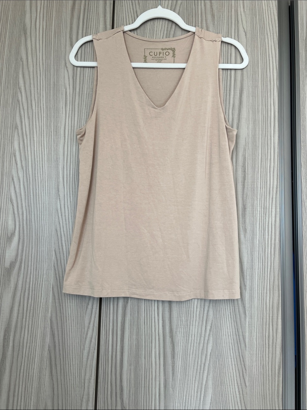 Cupio Sleeveless V-Neck Tank Top in Light Beige